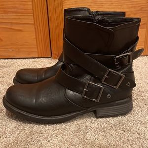 Cathy Jean Black Ankle Booties